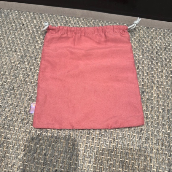 Ipsy Drawstring Bag Collectable - Picture 2 of 4